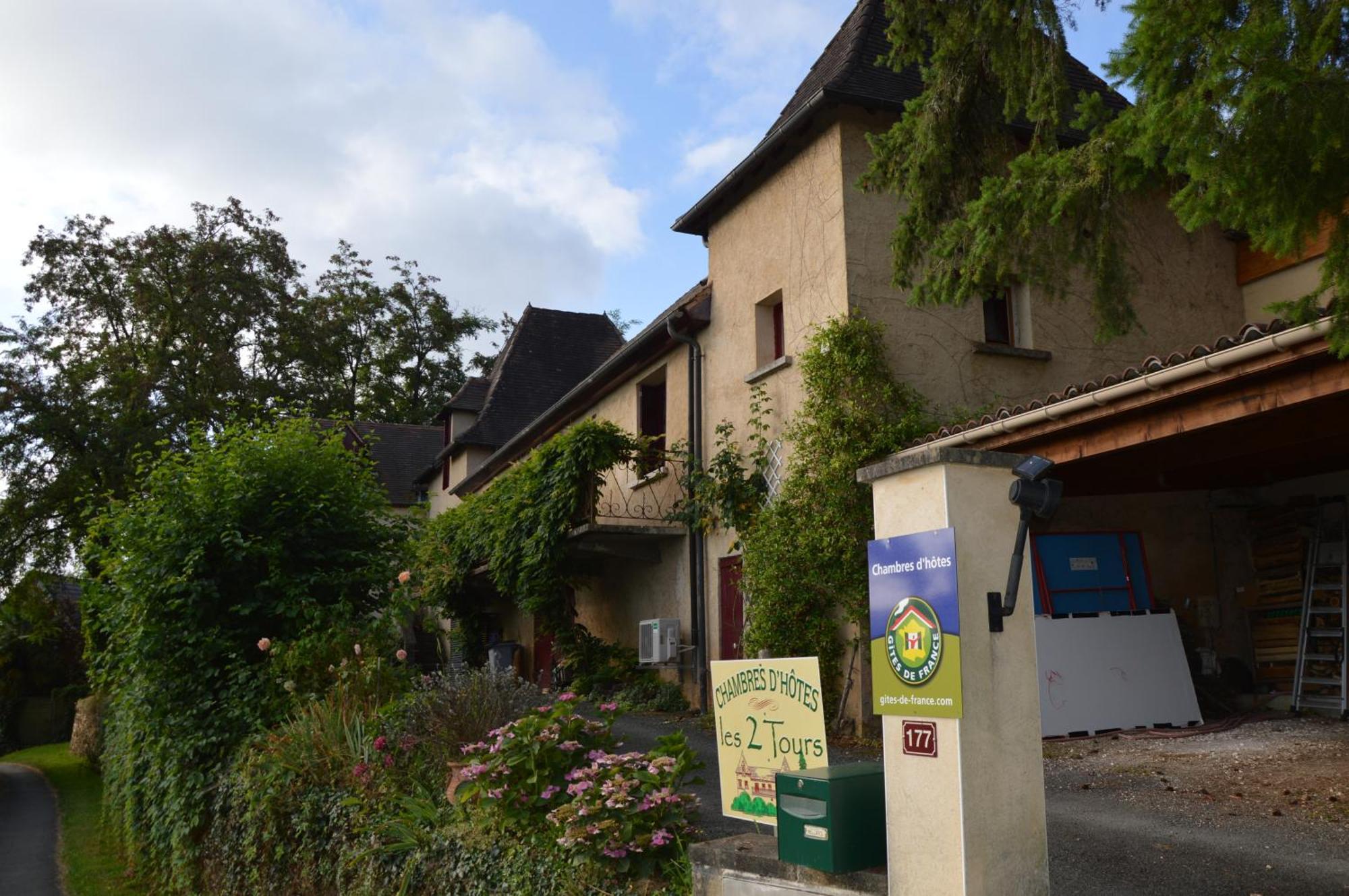 Les Deux Tours Bed & Breakfast Siorac-en-Périgord Exterior photo